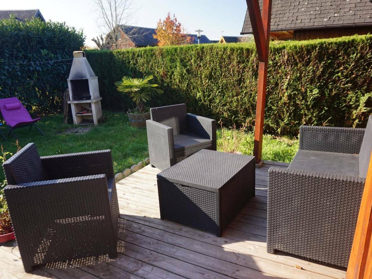 Chalet Avec Piscine Chauffee, Tennis Et Jardin Clos, A 1700M De La Plage De Cabourg - Fr-1-465-22 المظهر الخارجي الصورة